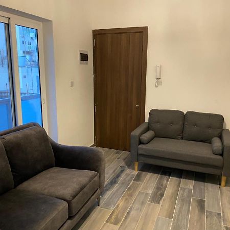 One Beautiful Bedroom Flat In Pietà מראה חיצוני תמונה